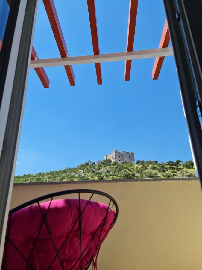 New - Apartment Finis سينج المظهر الخارجي الصورة