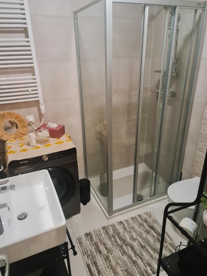New - Apartment Finis سينج المظهر الخارجي الصورة