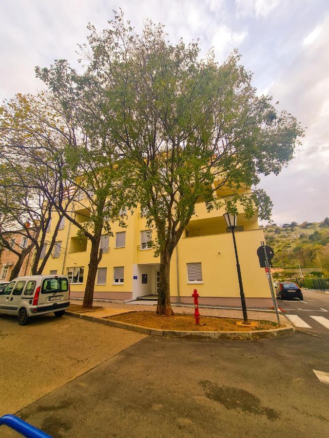 New - Apartment Finis سينج المظهر الخارجي الصورة